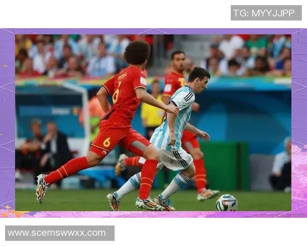 足球明星穿越古代的壁纸图片展现经典与激情的完美结合